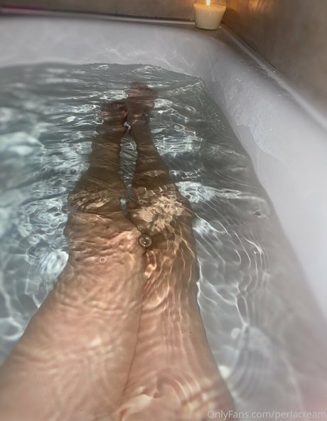 sweet emma00 hd actress pictures