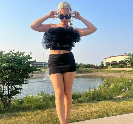 brynnxbanks star adult photos