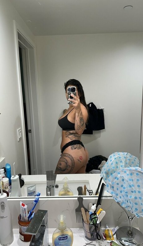 ask4iris erotic actress img