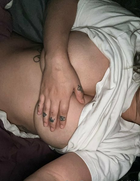 ask4iris nudes star photo