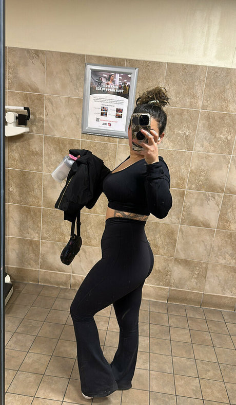 ask4iris star beautiful pic