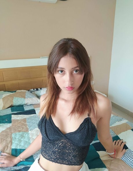 aryababy pornstar adult image