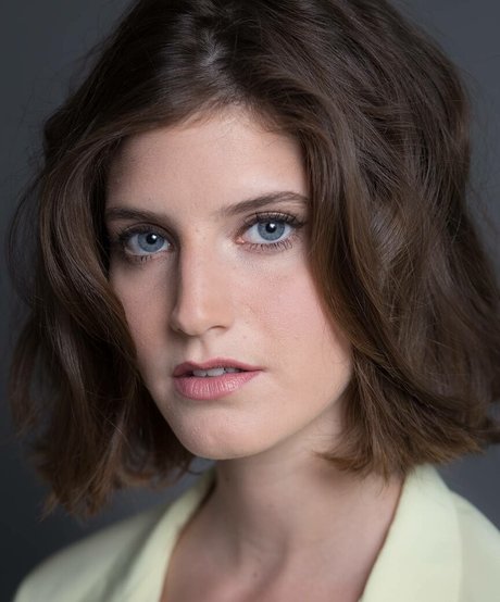 Moria Akons star top picture