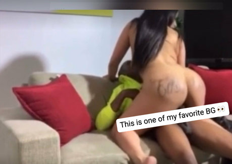 huge fake tits onlyfans sex gallery