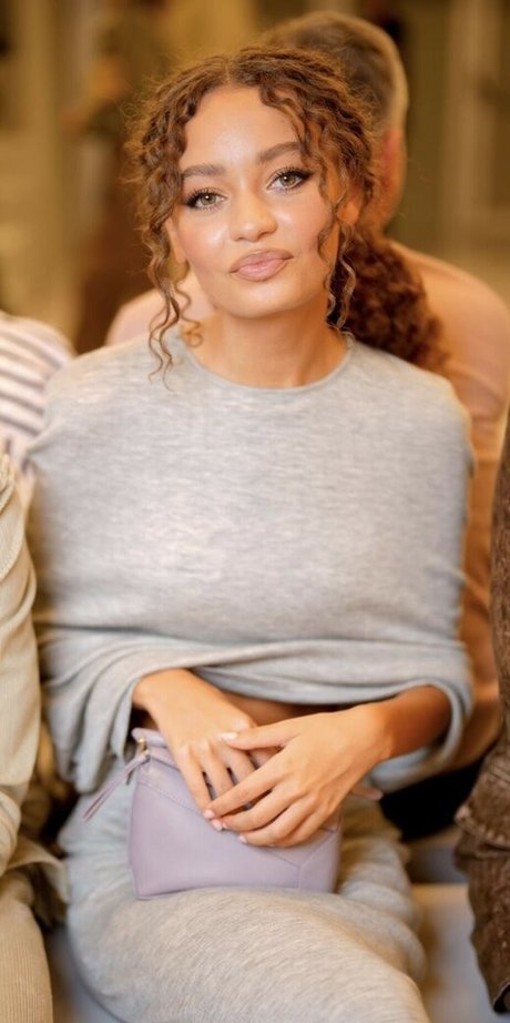 Nico Parker star naked pics