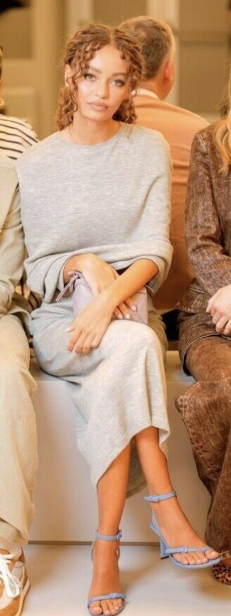 Nico Parker star free pic