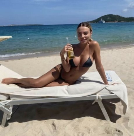 bikini nude onlyfans sexy nudes pics