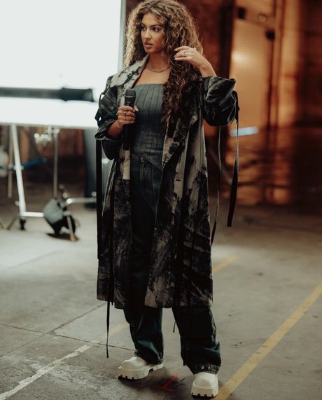 Tori Kelly xxx pornstar images