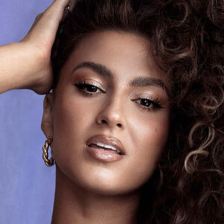 Tori Kelly star nice pic