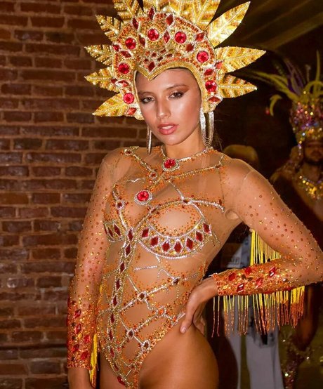 Agos Lamonaca pretty star picture