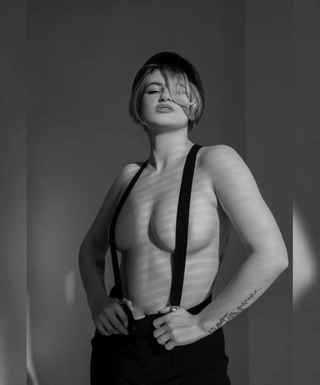 anastasia fox 626 art star pictures