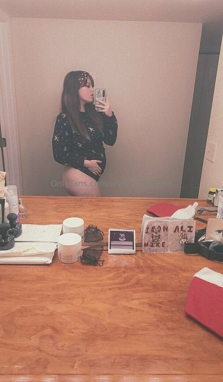 unholy thing98 hot model images