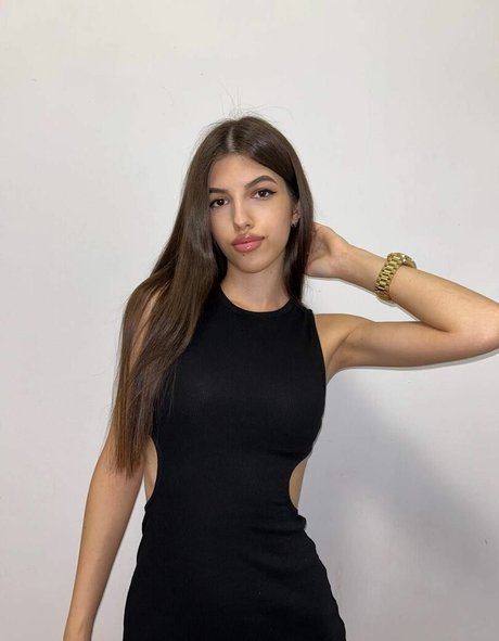 Little Annie pornstar top images