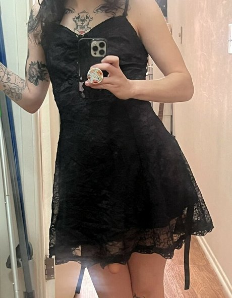 CanineCrucifix naked pornstar img