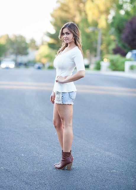 Gianna DiDonato star art photo