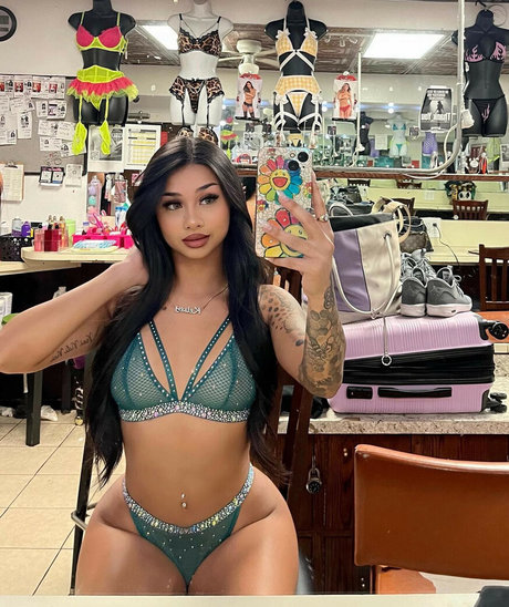 kelseykingston beautiful pornstar pics