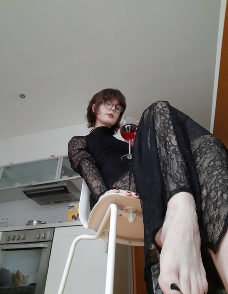 jaksematedina nude model pics