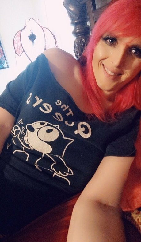 lilylarceny star hot pic