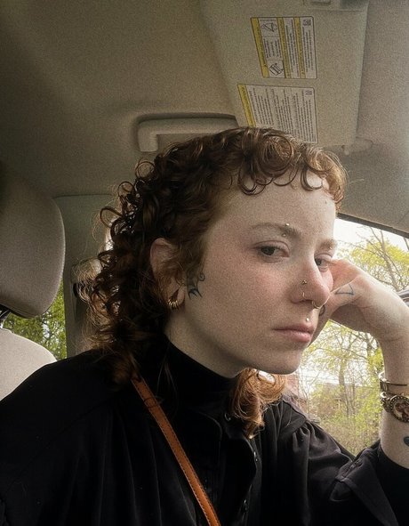 Hotjorts pornstar erotic gallery