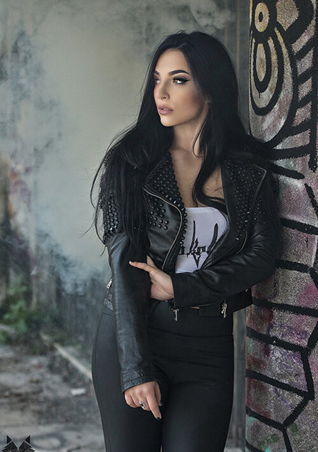 Alice Lane Pandini naked model galleries