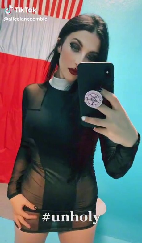 Alice Lane Pandini art star photo