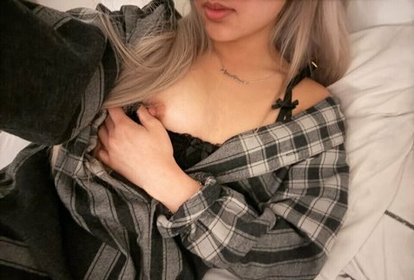 japanese solo onlyfans naked galleries