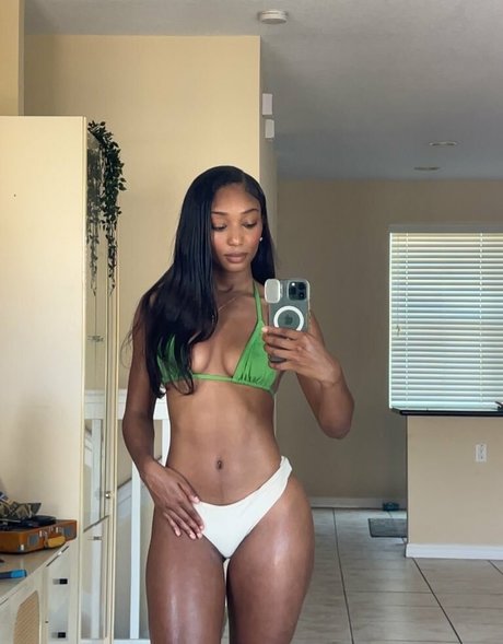 hairy armpits onlyfans sexy pictures