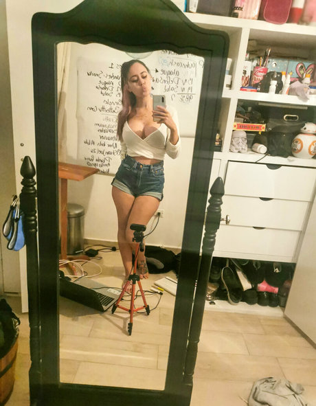 baal T star beautiful pic