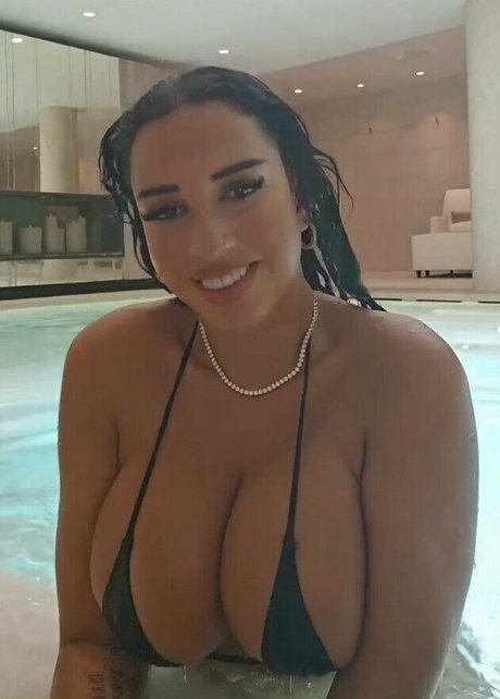 Mikaelabrbs pretty model pictures