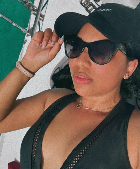 Mica Burton star porn photo