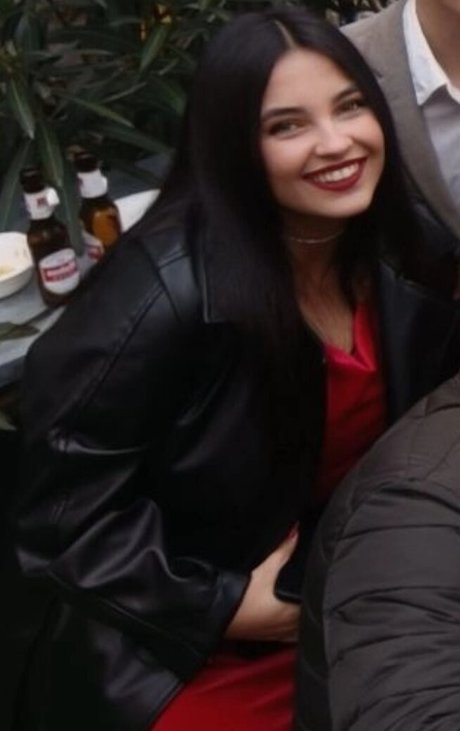 mirror selfie onlyfans free photos