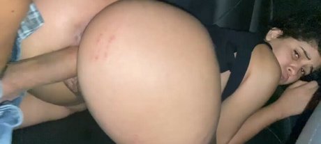 Karinezinha free model pics