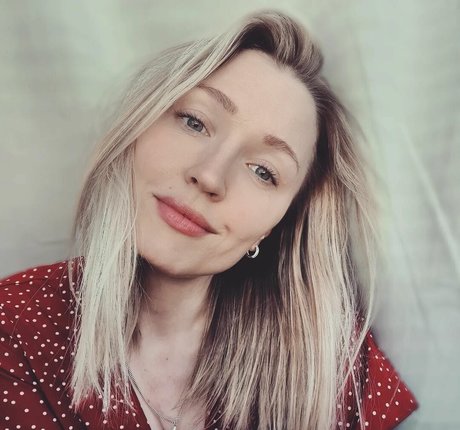 Elinasky pornstar hd photos