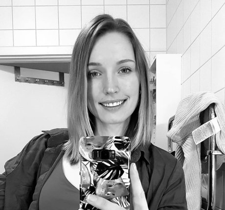 Elinasky model perfect picture