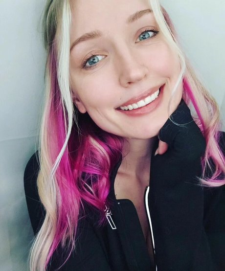 Elinasky star beautiful pic