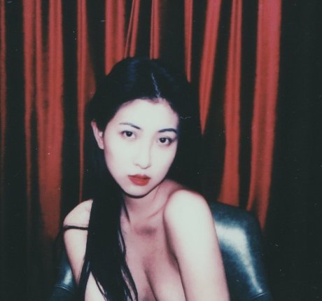 shijiuuuu127585 Photo Gallery