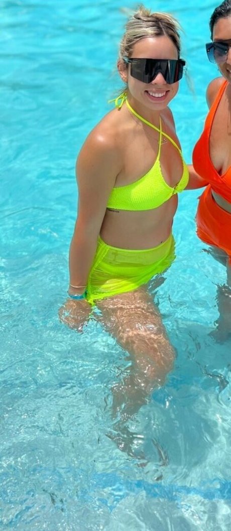 Solibeth Brito model perfect pic