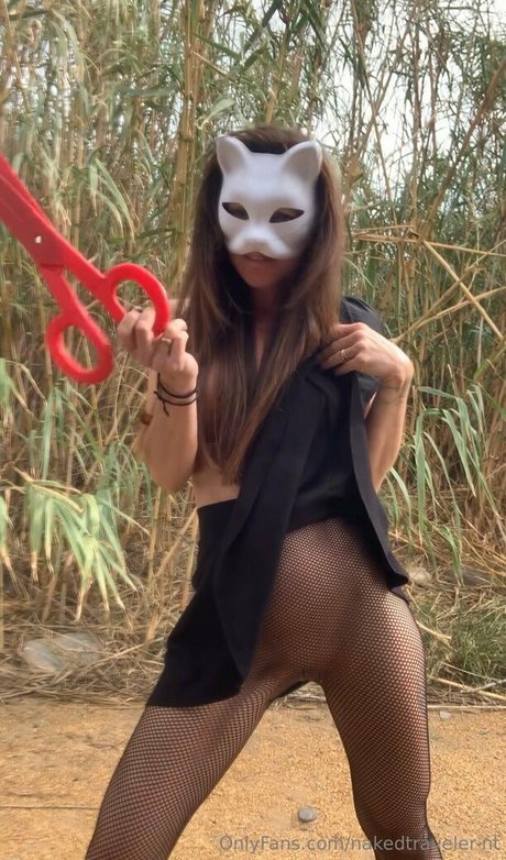 nakedtraveler pornstar top images