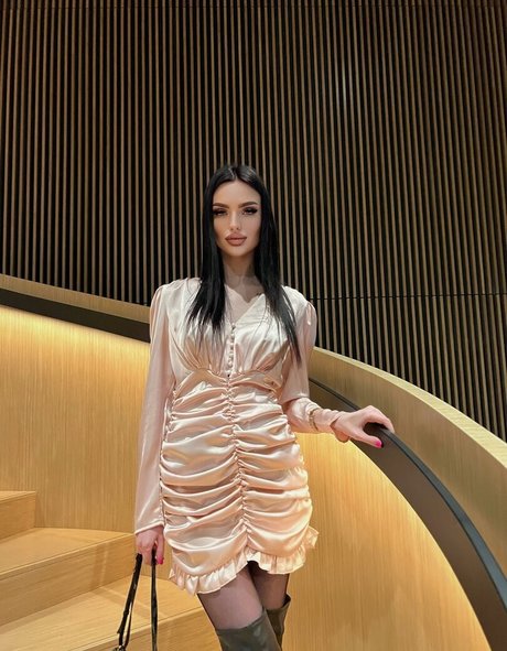 megan brunette star porn photo