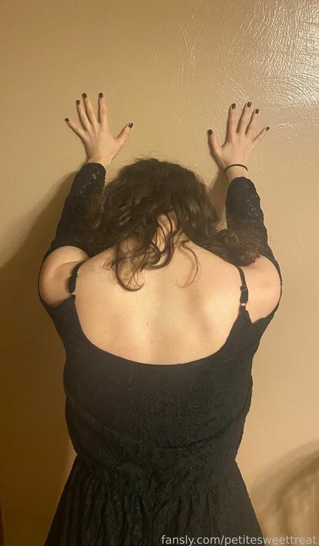 petitesweettreat Photo Gallery