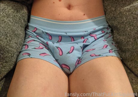 ThatFuckinSquirrel model erotic img