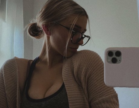 blonde milf big tits onlyfans exclusive images