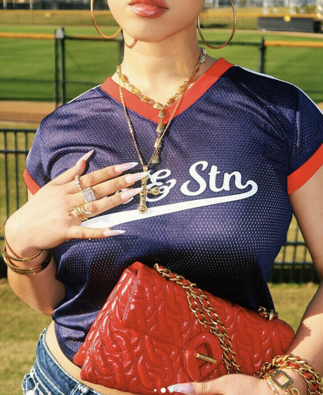 hot mature onlyfans xxx archive