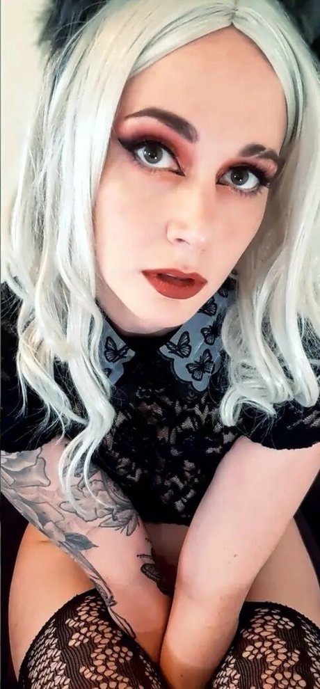 Salunes secret beautiful star image