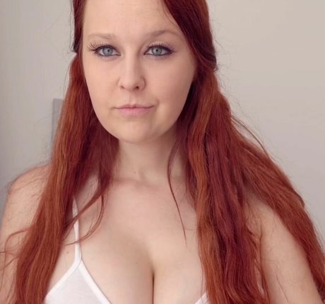 Goddess Julia model top pics