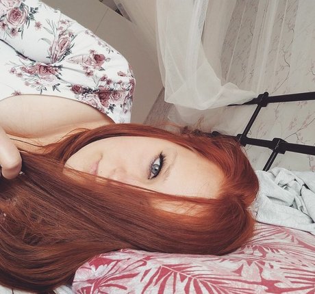 Goddess Julia model best photos