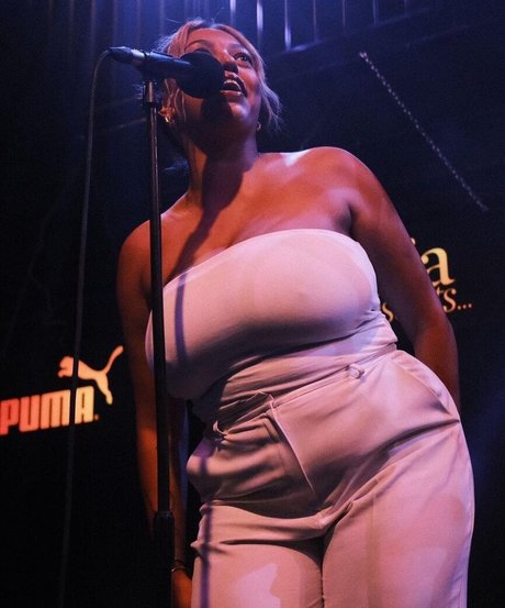 ball onlyfans nudes gallery