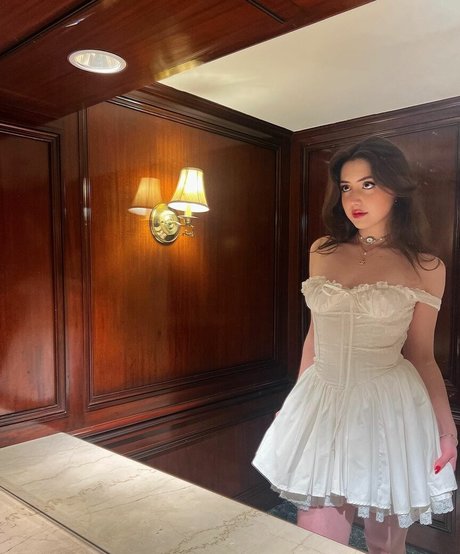 Sophie Silva nudes star img