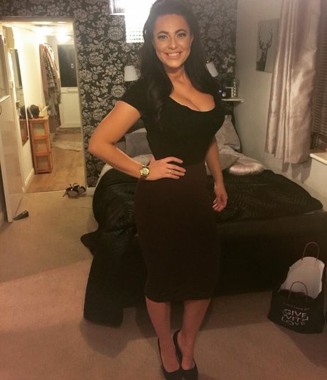 Lauren R nice model picture