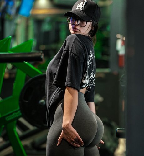 flexwness sexy star photo